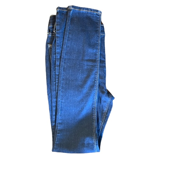 Old Navy Rockstar Skinny Jeans - Picture 5 of 7